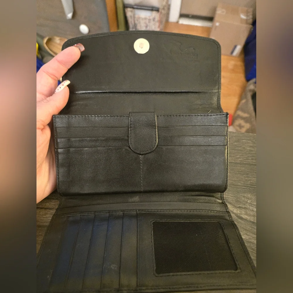 Nina Carole Designs Black Stingray Leather Tri-fold Wallet
